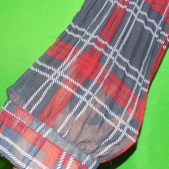 Notions Large Woman's Sheer Plaid Blouse - Picture 4 of 4